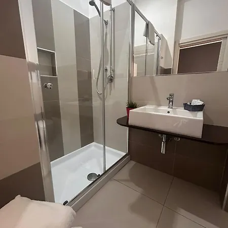 Amarillo 4*