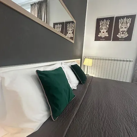 Amarillo 4* パレルモ